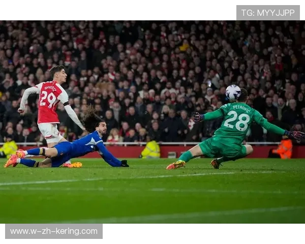 切尔西—哈弗茨远射打穿人墙直挂球门